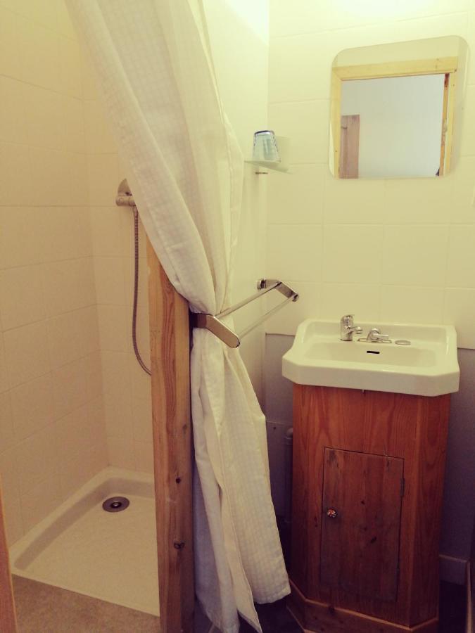 File Dans Ta Chambre ! Le Monastier sur Gazeille 外观 照片